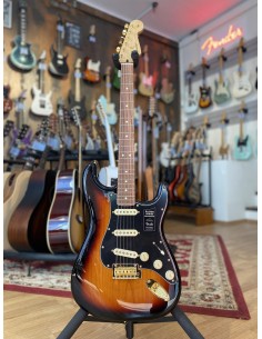 Fender Limited Player Stratocaster PF 3-Color Sunburst