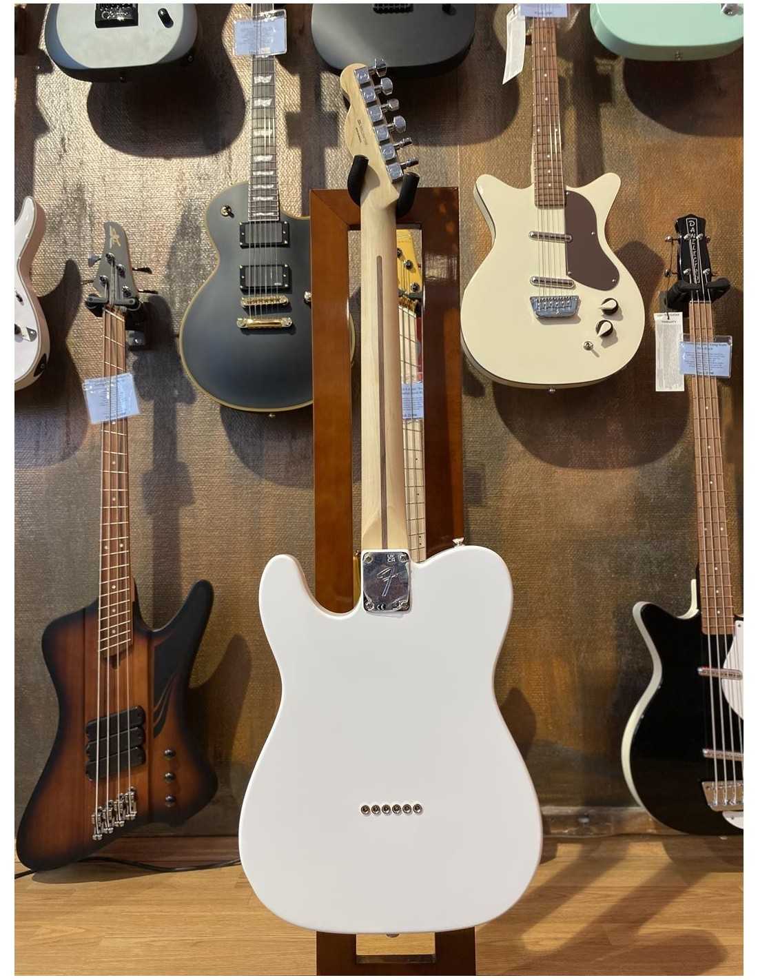 Fender Player Telecaster Maple Fingerboard Polar White